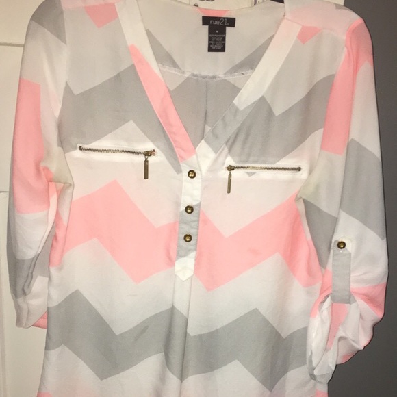 Clothes - Picture 6 of 8